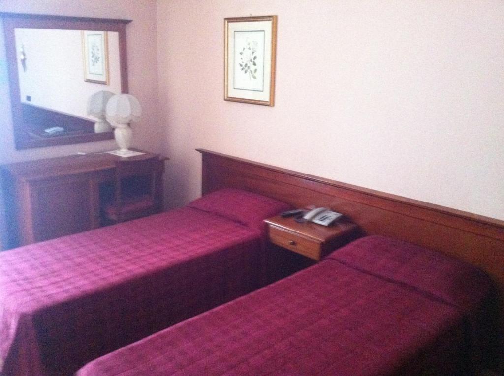 Hotel Impero Brescia Quarto foto